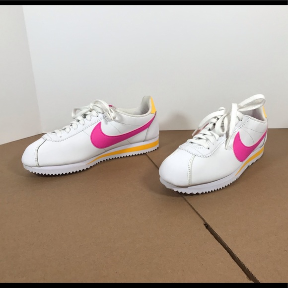 Nike Cortez, Size 9